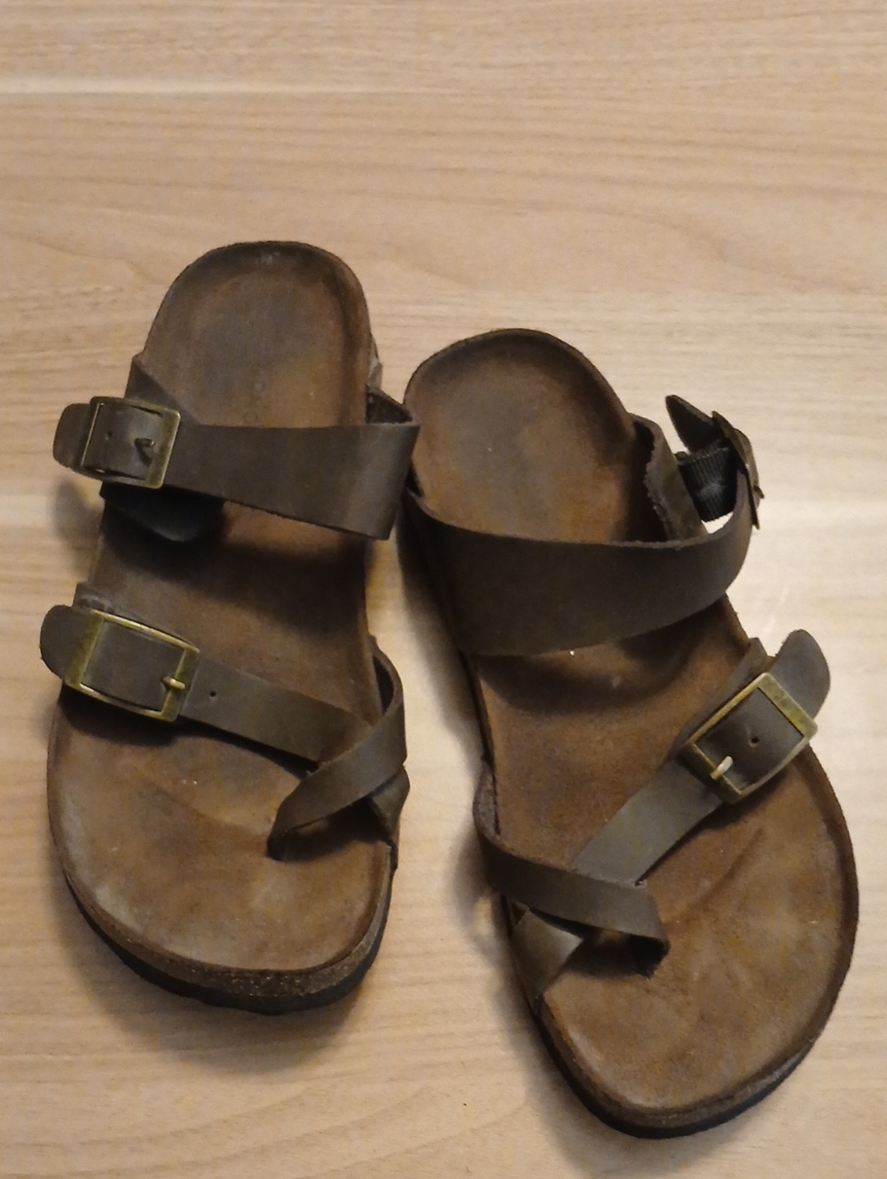 Sonoma Brown Leather Double-Buckle Women's Sandals in Size 6M